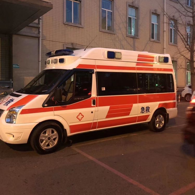 板桥镇夜间租赁救护车护送病人转院：安全转运的 8 大核心注意事项